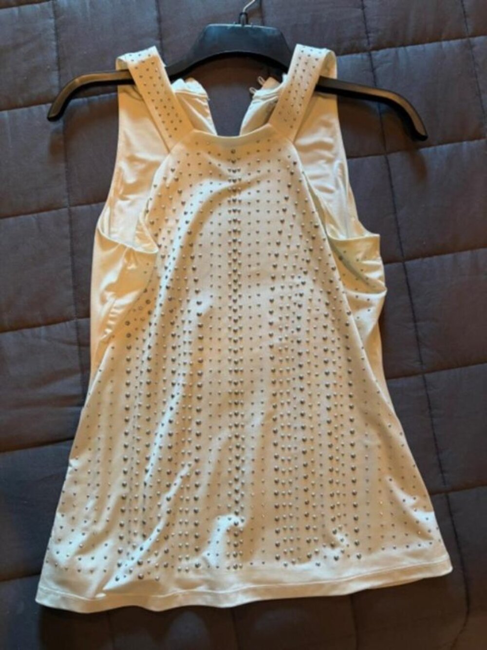 Cache sleeveless white top with metallic studs